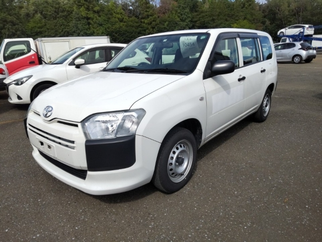 TOYOTA PROBOX 2017