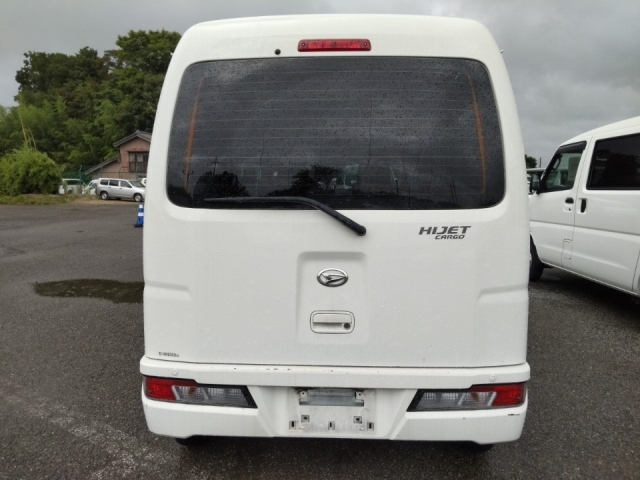 DAIHATSU HIJET VAN 2020