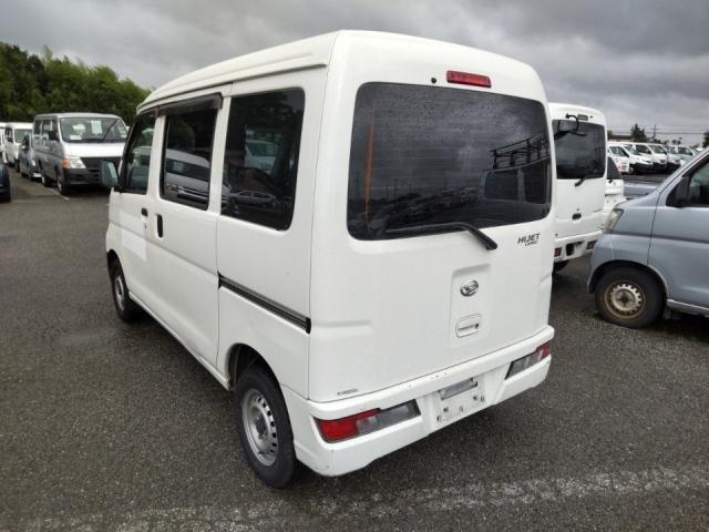 DAIHATSU HIJET VAN 2020