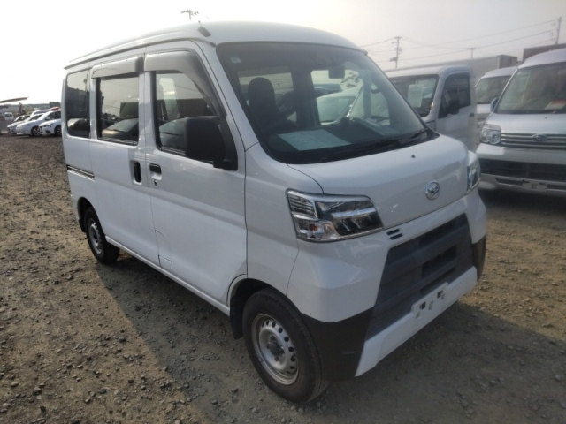DAIHATSU HIJET VAN 2020