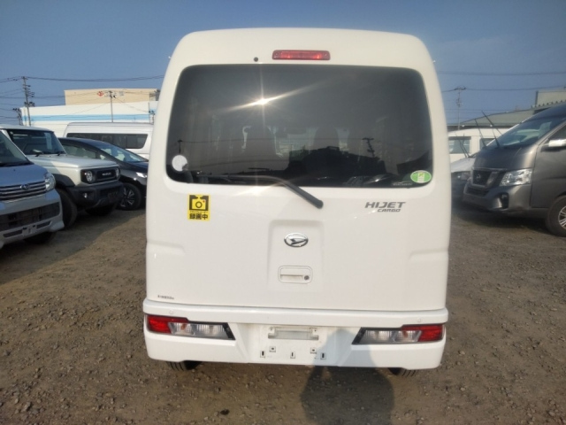 DAIHATSU HIJET VAN 2020