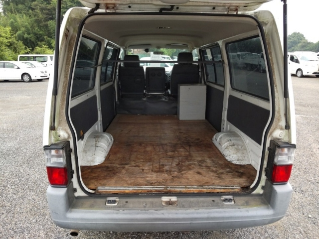 MAZDA BONGO VAN 2008