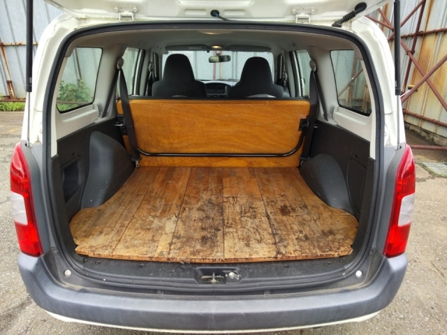 TOYOTA PROBOX 2014