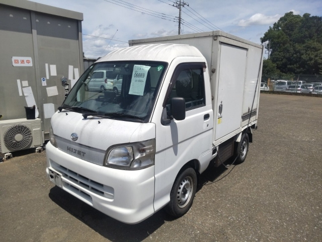 DAIHATSU HIJET TRUCK 2014