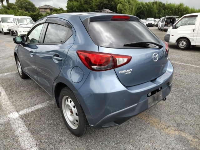MAZDA DEMIO 2015