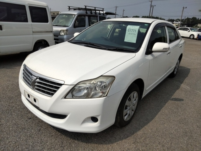TOYOTA PREMIO 2012