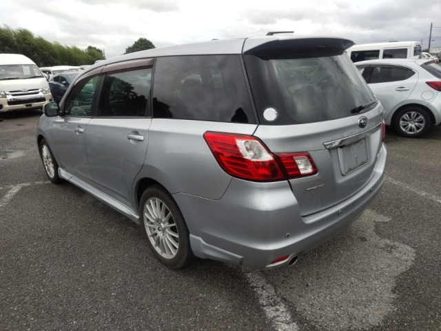 SUBARU EXIGA 2012