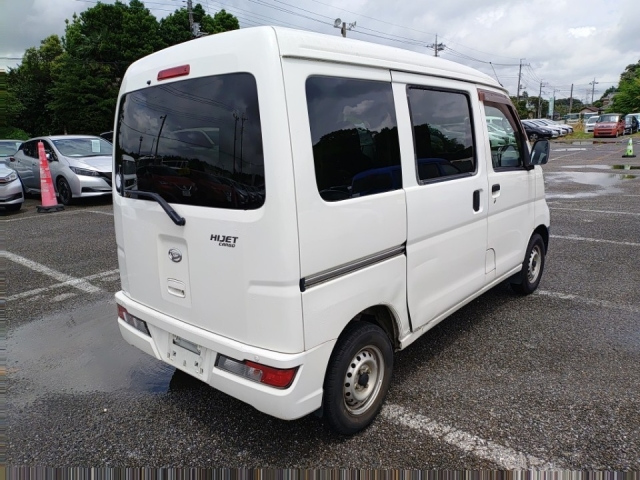 DAIHATSU HIJET VAN 2018