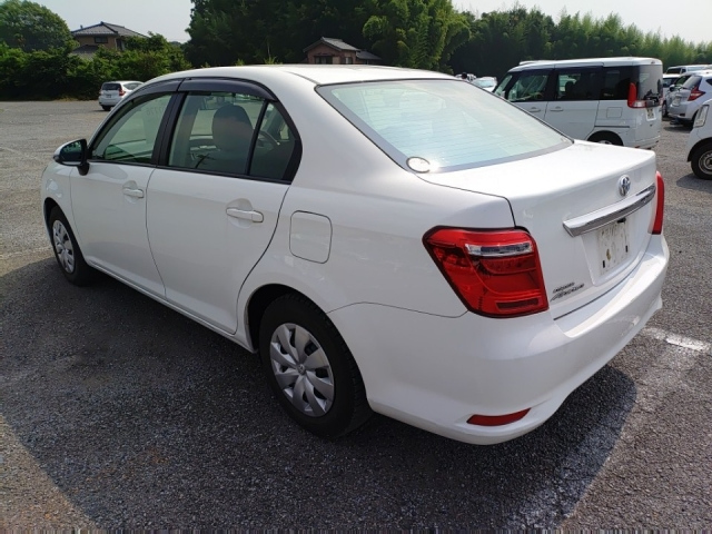 TOYOTA COROLLA AXIO 2015