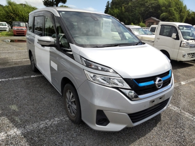 NISSAN SERENA 2018