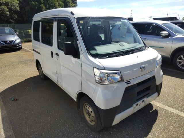 DAIHATSU HIJET VAN 2019