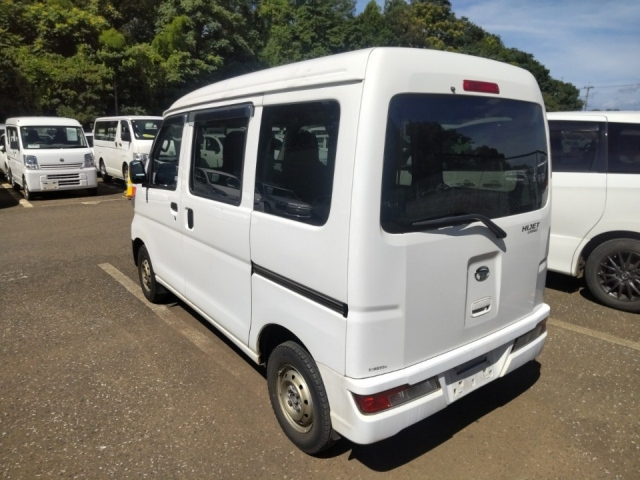 DAIHATSU HIJET VAN 2019