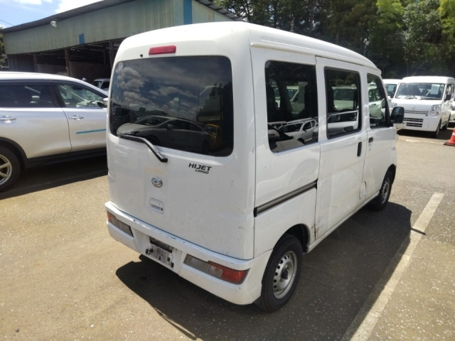 DAIHATSU HIJET VAN 2020