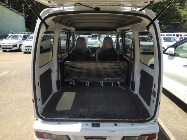 DAIHATSU HIJET VAN 2020
