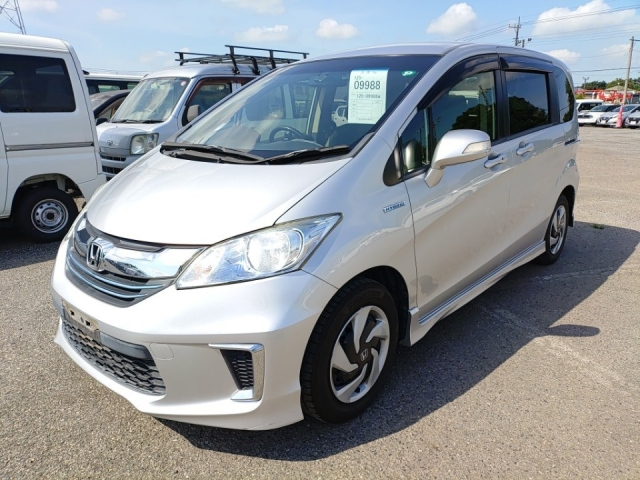 HONDA FREED 2016