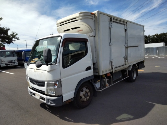 MITSUBISHI CANTER 2012