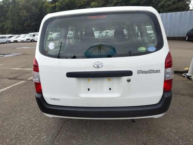 TOYOTA PROBOX 2018