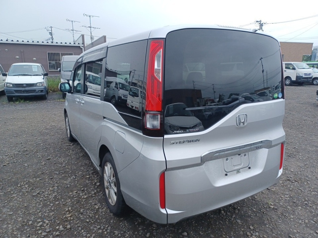 HONDA STEP WAGON 2020