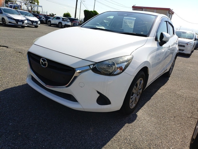 MAZDA DEMIO 2019