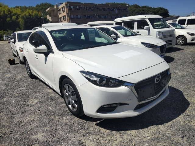 MAZDA AXELA 2018