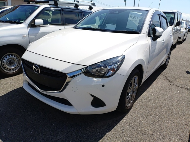 MAZDA DEMIO 2019
