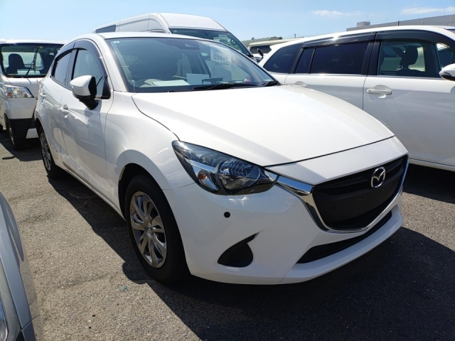 MAZDA DEMIO 2019