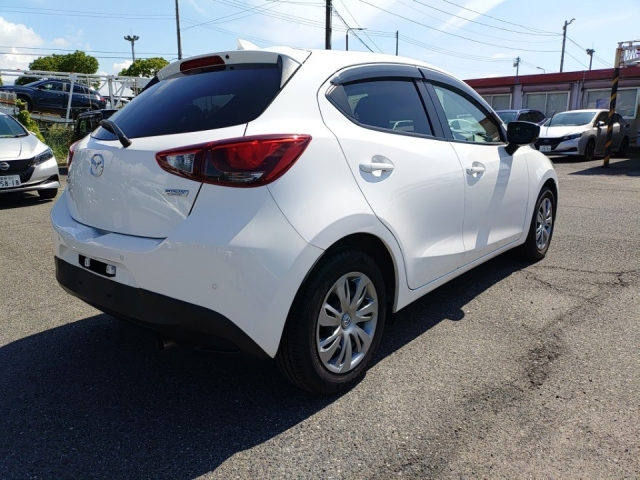 MAZDA DEMIO 2019