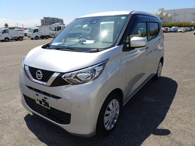 NISSAN DAYZ 2020