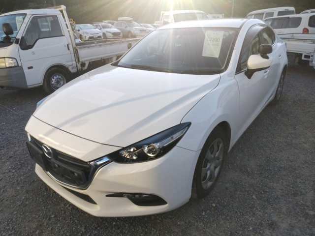 MAZDA AXELA 2018