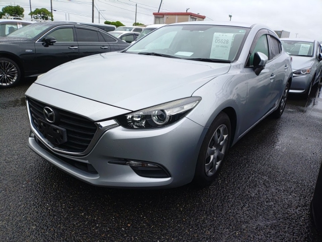 MAZDA AXELA 2016