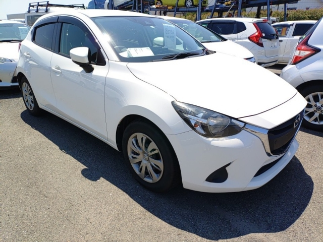 MAZDA DEMIO 2019