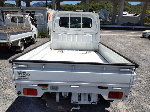 NISSAN CLIPPER TRUCK 2017