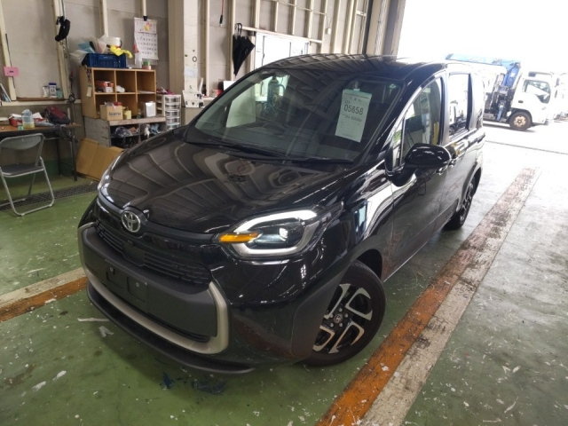 TOYOTA SIENTA 2024
