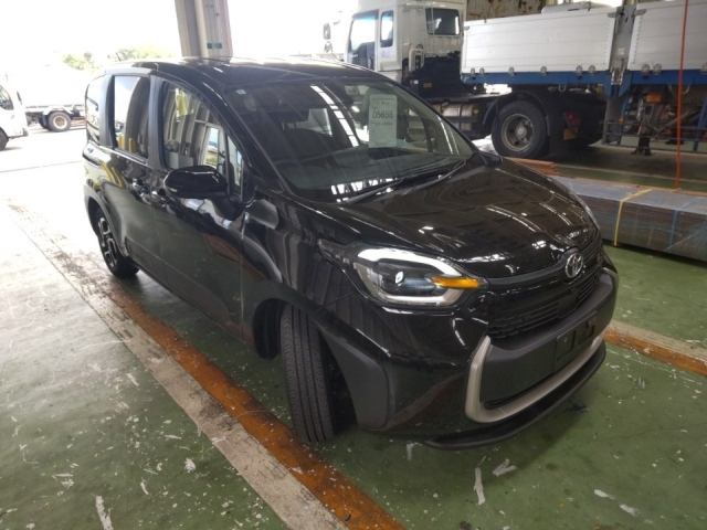 TOYOTA SIENTA 2024