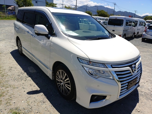 NISSAN ELGRAND 2018