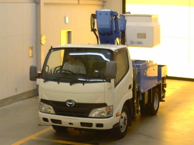 HINO DUTRO 2013