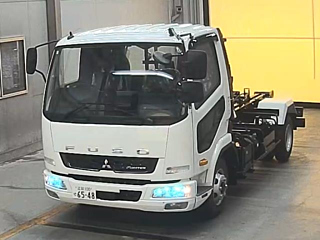 MITSUBISHI FUSO FIGHTER