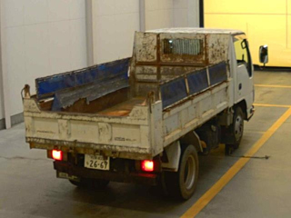ISUZU ELF 2011