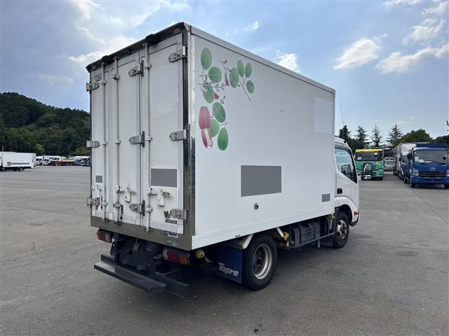 HINO DUTRO 2019