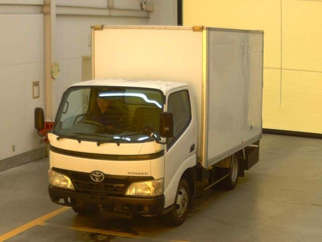 TOYOTA TOYOACE 2009