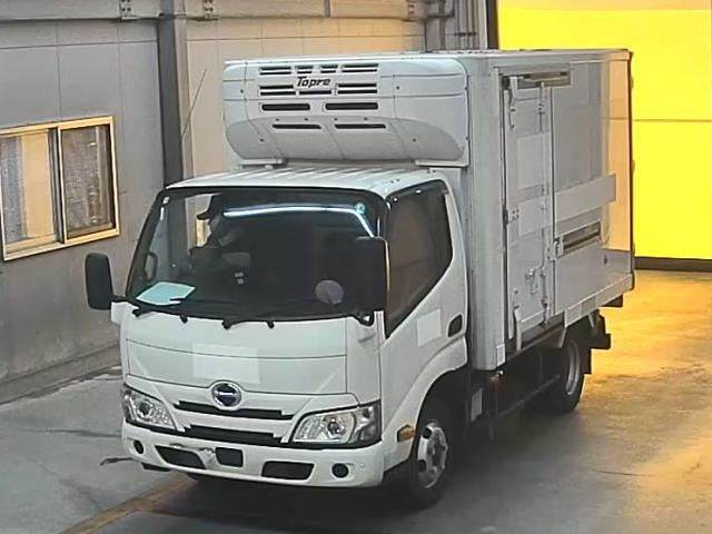 HINO DUTRO 2020