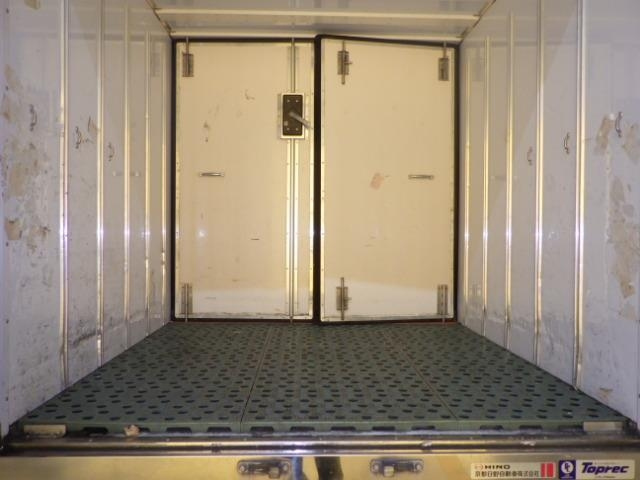 HINO DUTRO 2020