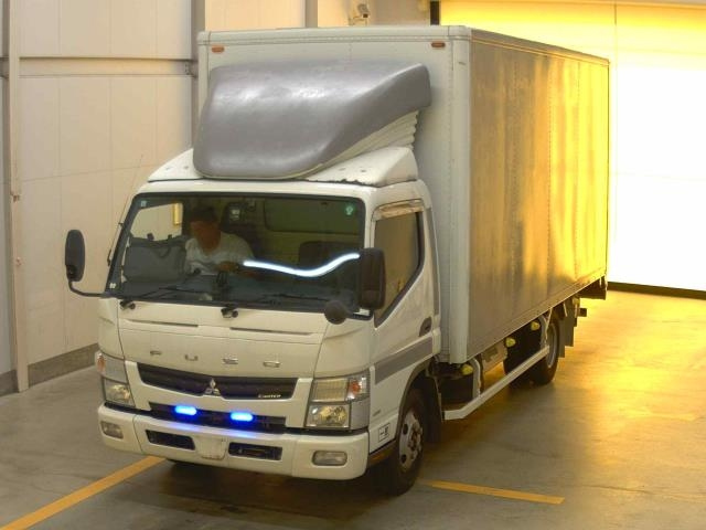 MITSUBISHI CANTER 2012