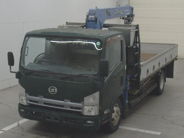 NISSAN CONDOR 2013