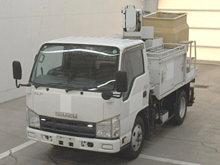 ISUZU ELF 2013