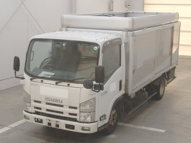ISUZU ELF 2013
