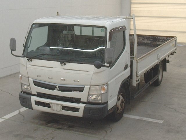 MITSUBISHI CANTER 2018