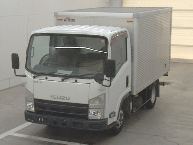 ISUZU ELF 2011