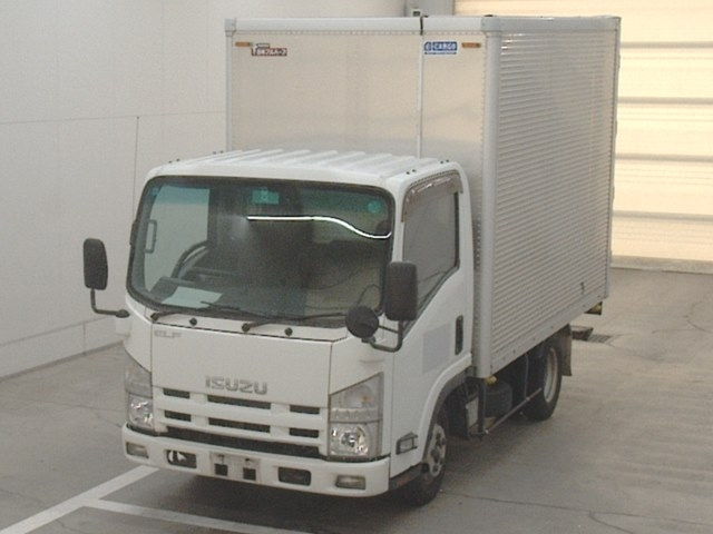 ISUZU ELF 2013