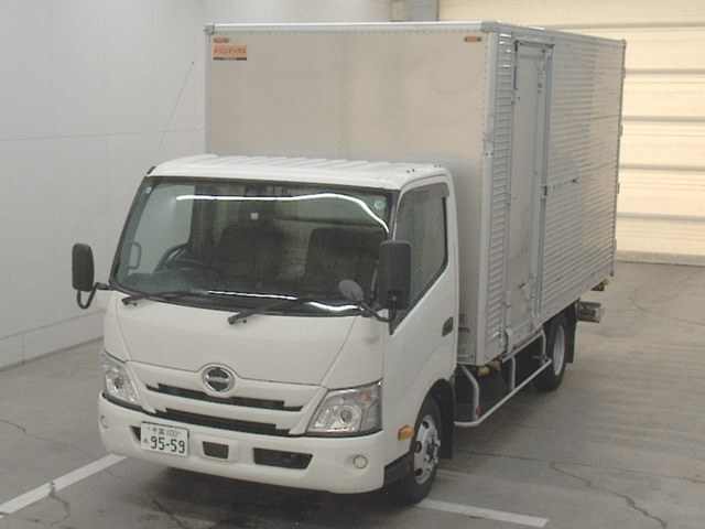 HINO DUTRO 2023